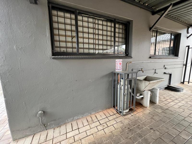 To Let 4 Bedroom Property for Rent in Erasmia Gauteng