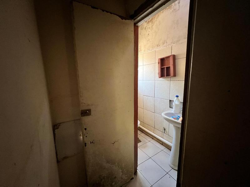 4 Bedroom Property for Sale in Laudium Gauteng