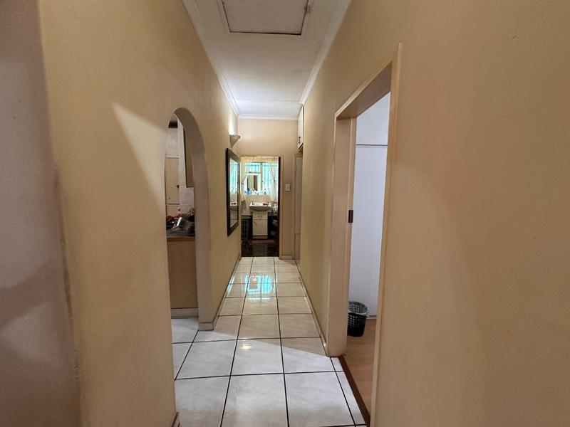 3 Bedroom Property for Sale in Mountain View Gauteng