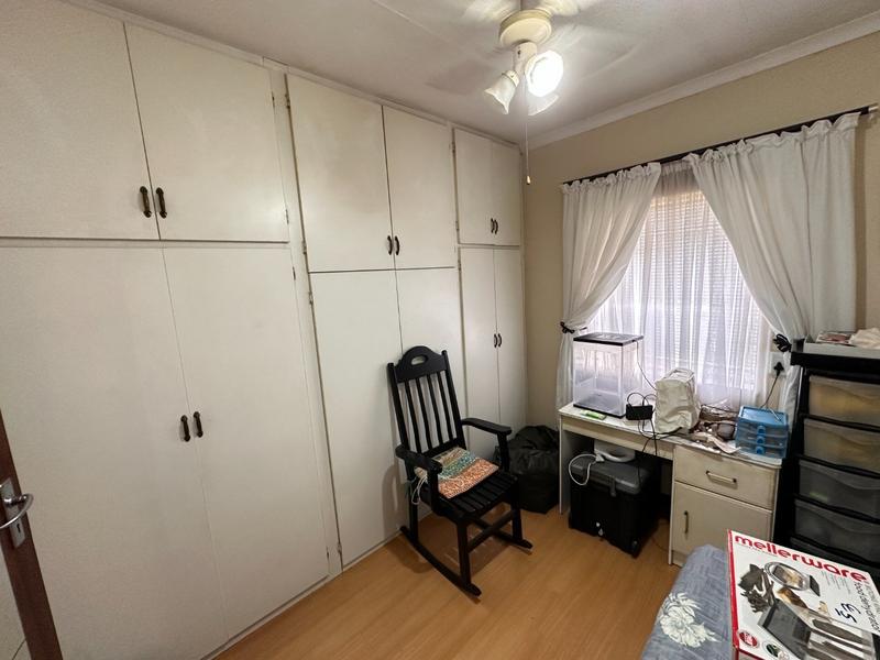 3 Bedroom Property for Sale in Mountain View Gauteng