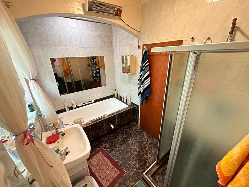 3 Bedroom Property for Sale in Mountain View Gauteng