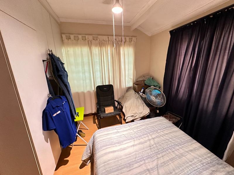 3 Bedroom Property for Sale in Mountain View Gauteng