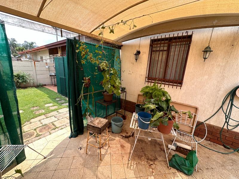 3 Bedroom Property for Sale in Mountain View Gauteng