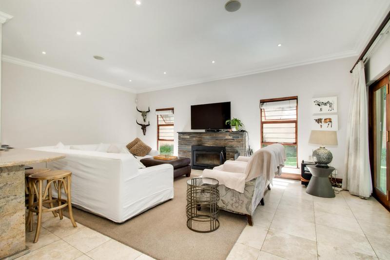 To Let 5 Bedroom Property for Rent in Bryanston Gauteng
