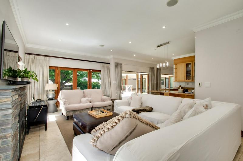 To Let 5 Bedroom Property for Rent in Bryanston Gauteng