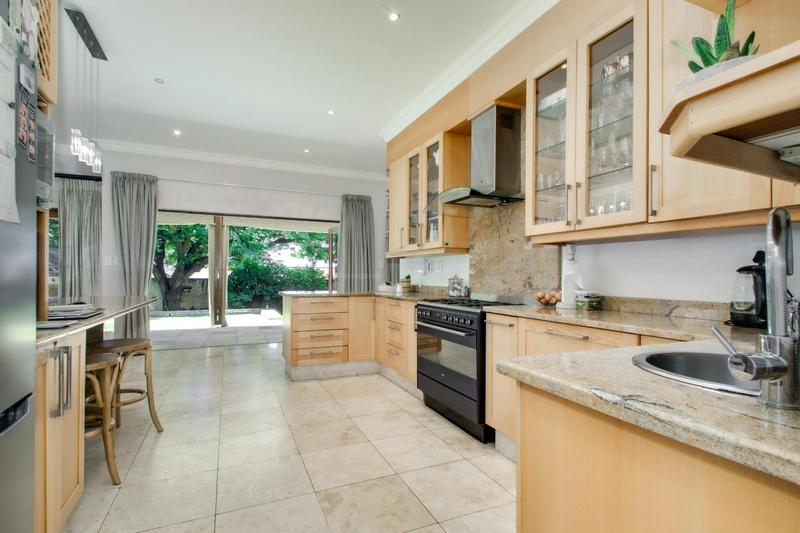 To Let 5 Bedroom Property for Rent in Bryanston Gauteng