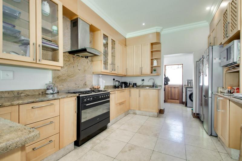 To Let 5 Bedroom Property for Rent in Bryanston Gauteng
