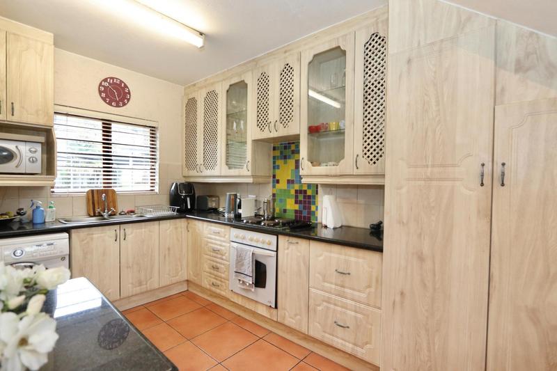 To Let 2 Bedroom Property for Rent in Lonehill Gauteng