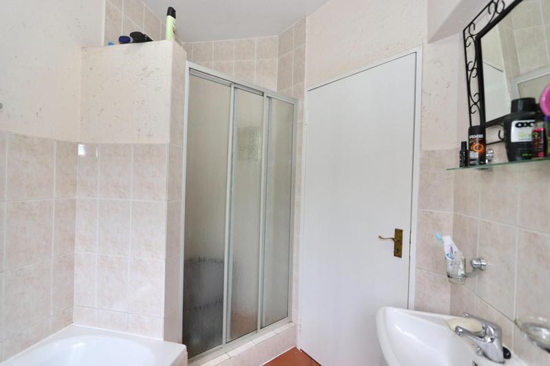 To Let 2 Bedroom Property for Rent in Lonehill Gauteng