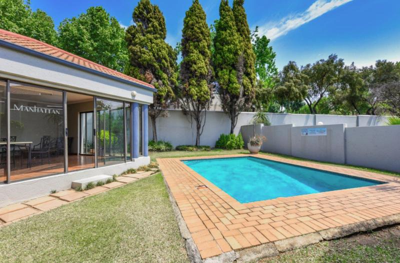 To Let 2 Bedroom Property for Rent in Lonehill Gauteng
