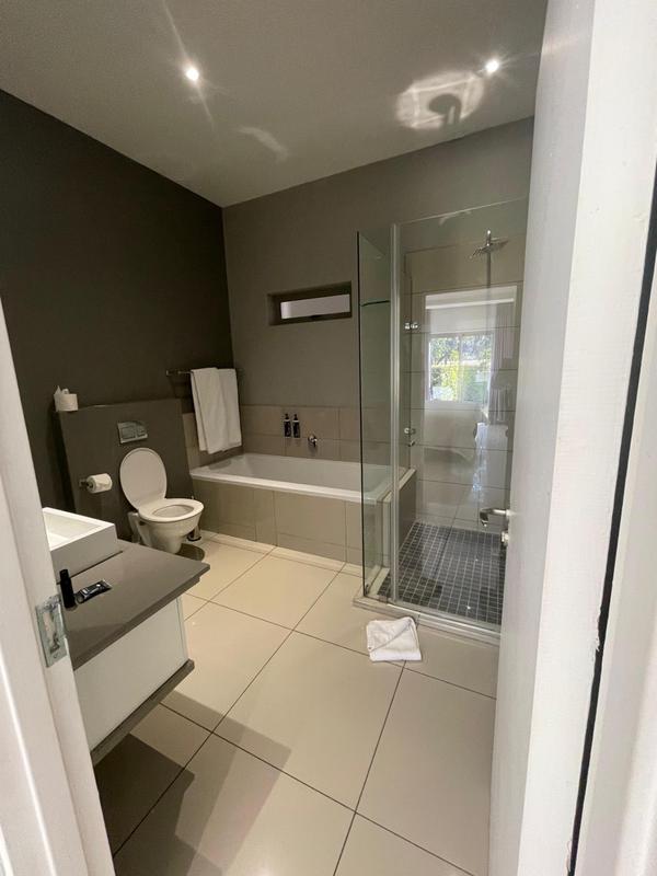 To Let 2 Bedroom Property for Rent in Rosebank Gauteng