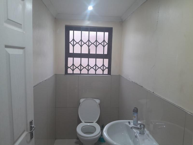 4 Bedroom Property for Sale in Dawn Park Gauteng