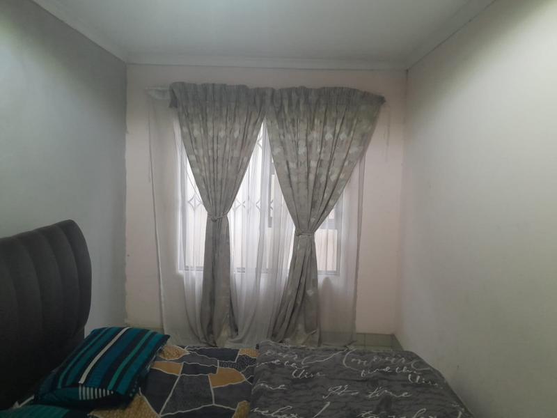 4 Bedroom Property for Sale in Dawn Park Gauteng