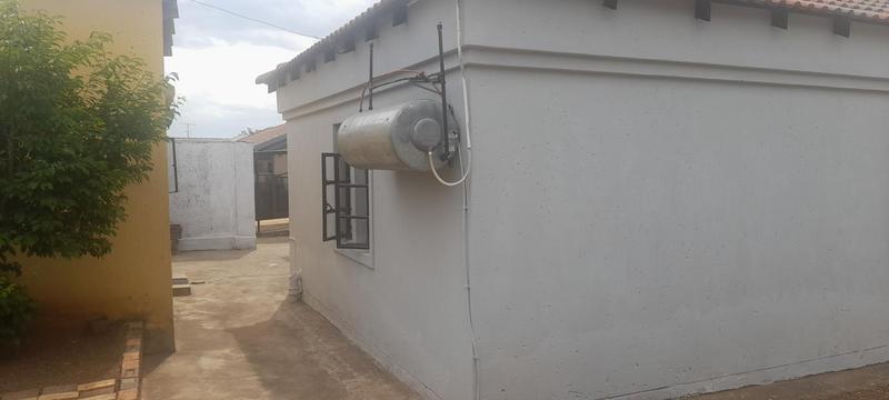 3 Bedroom Property for Sale in Roodepoort West Gauteng