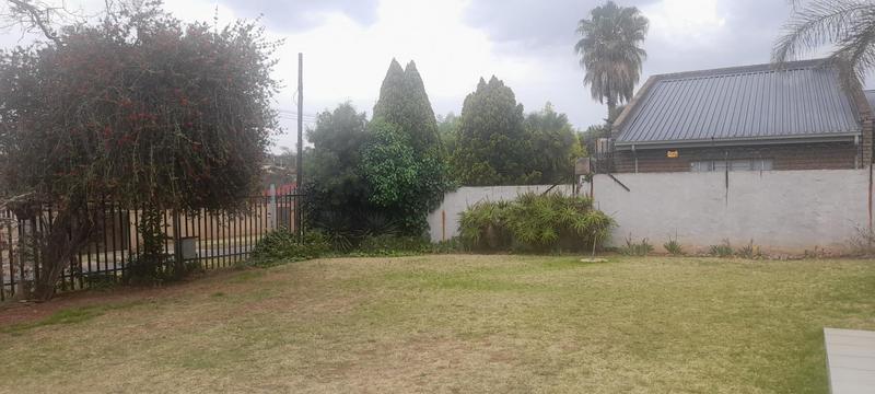 3 Bedroom Property for Sale in Roodepoort West Gauteng