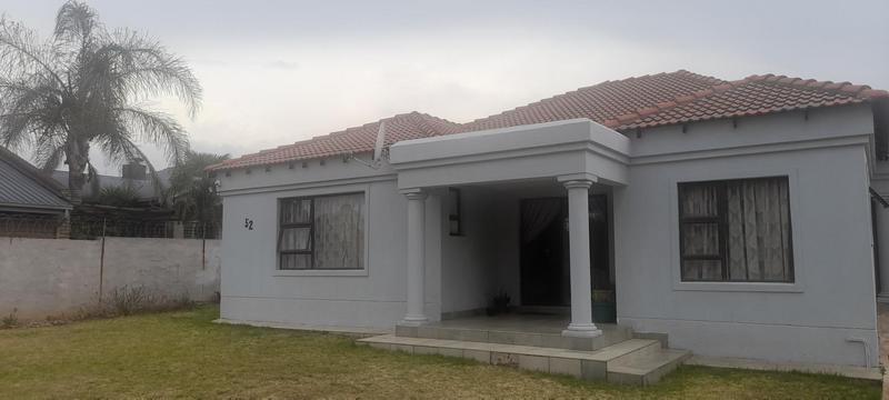 3 Bedroom Property for Sale in Roodepoort West Gauteng