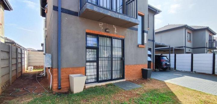 4 Bedroom Property for Sale in Albertsdal Gauteng
