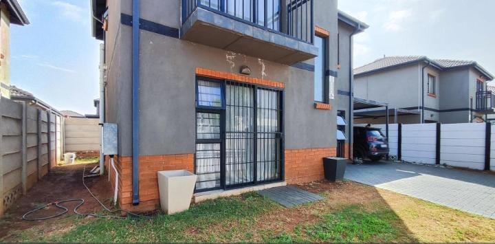 4 Bedroom Property for Sale in Albertsdal Gauteng