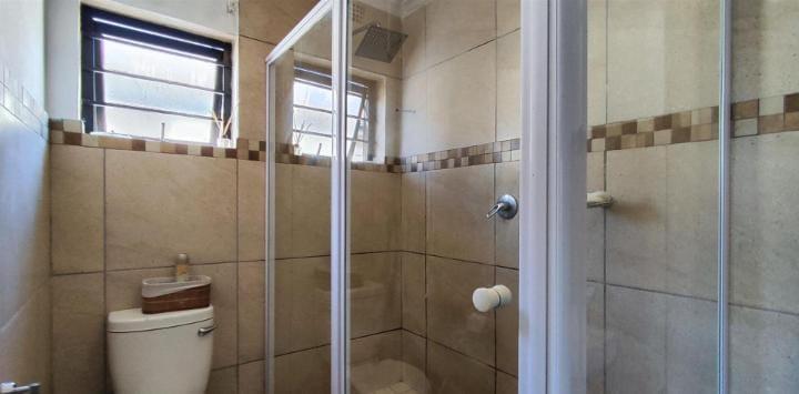 4 Bedroom Property for Sale in Albertsdal Gauteng