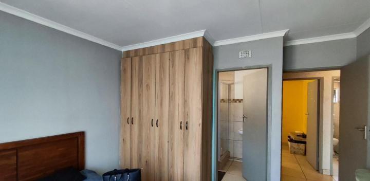 4 Bedroom Property for Sale in Albertsdal Gauteng