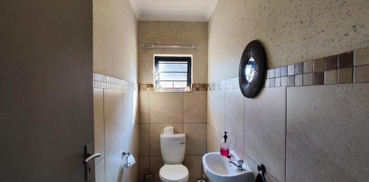 4 Bedroom Property for Sale in Albertsdal Gauteng