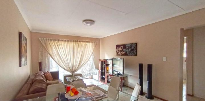 2 Bedroom Property for Sale in Parkrand Gauteng