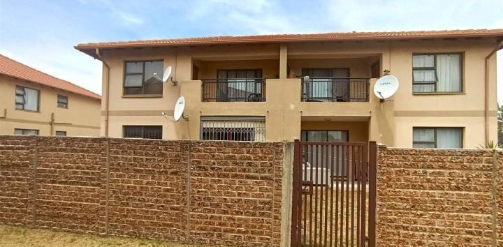 2 Bedroom Property for Sale in Parkrand Gauteng