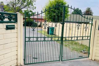 3 Bedroom Property for Sale in Tulisa Park Gauteng