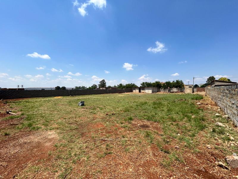 0 Bedroom Property for Sale in Daggafontein Gauteng
