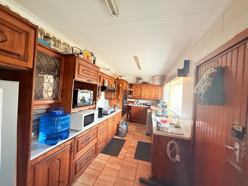 3 Bedroom Property for Sale in Vanderbijlpark SE 6 Gauteng