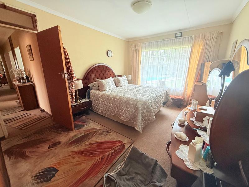 3 Bedroom Property for Sale in Vanderbijlpark SE 6 Gauteng
