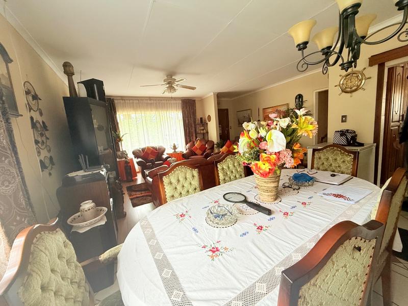 3 Bedroom Property for Sale in Vanderbijlpark SE 6 Gauteng