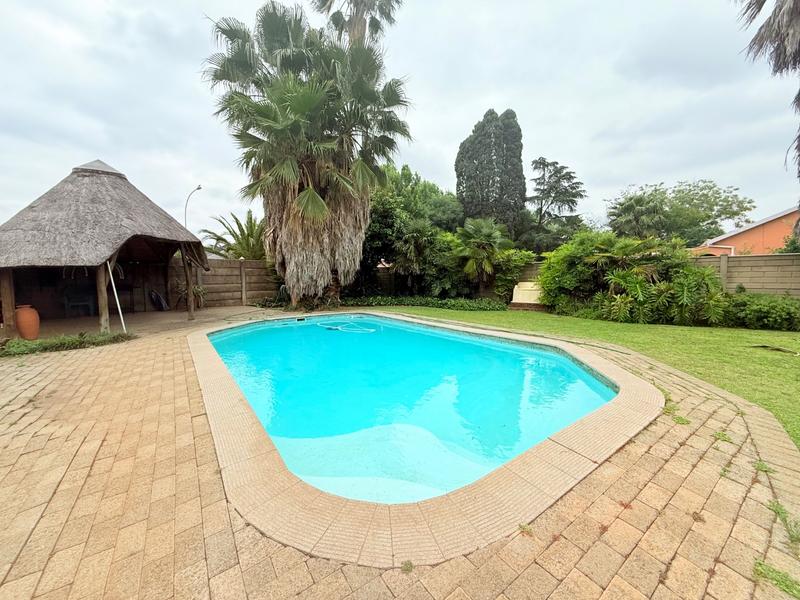 3 Bedroom Property for Sale in Vanderbijlpark SE 6 Gauteng