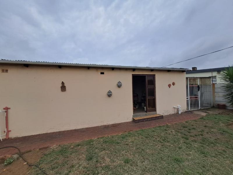 3 Bedroom Property for Sale in Rustivia Gauteng