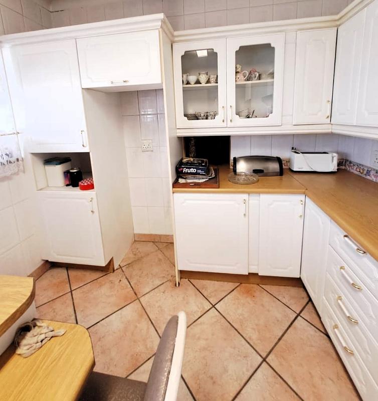 3 Bedroom Property for Sale in Rustivia Gauteng