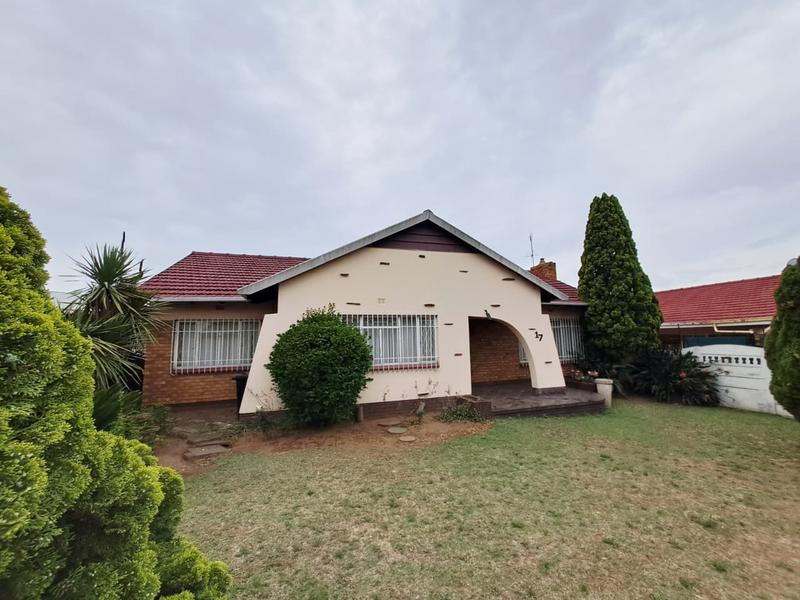 3 Bedroom Property for Sale in Rustivia Gauteng