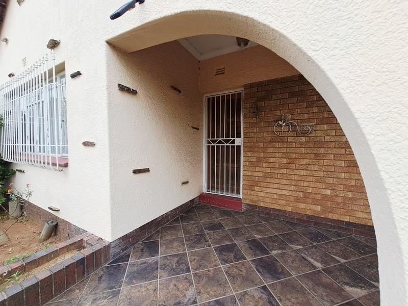 3 Bedroom Property for Sale in Rustivia Gauteng