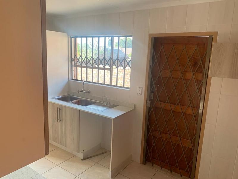 To Let 3 Bedroom Property for Rent in Norkem Park Gauteng