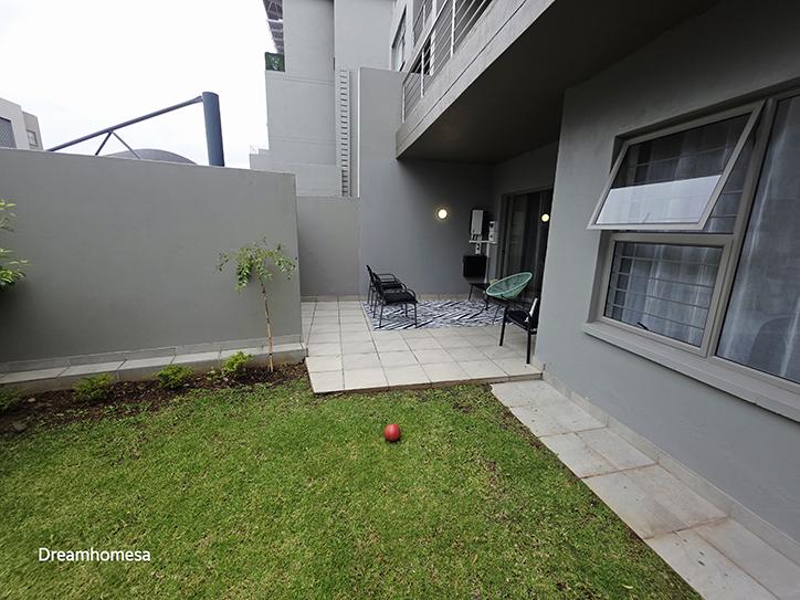To Let 3 Bedroom Property for Rent in Broadacres Gauteng