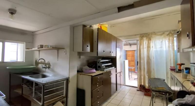 To Let 4 Bedroom Property for Rent in Crosby Gauteng