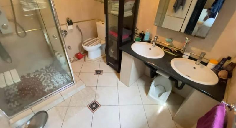 To Let 4 Bedroom Property for Rent in Crosby Gauteng