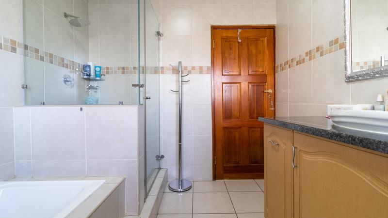 3 Bedroom Property for Sale in Meyersdal Gauteng