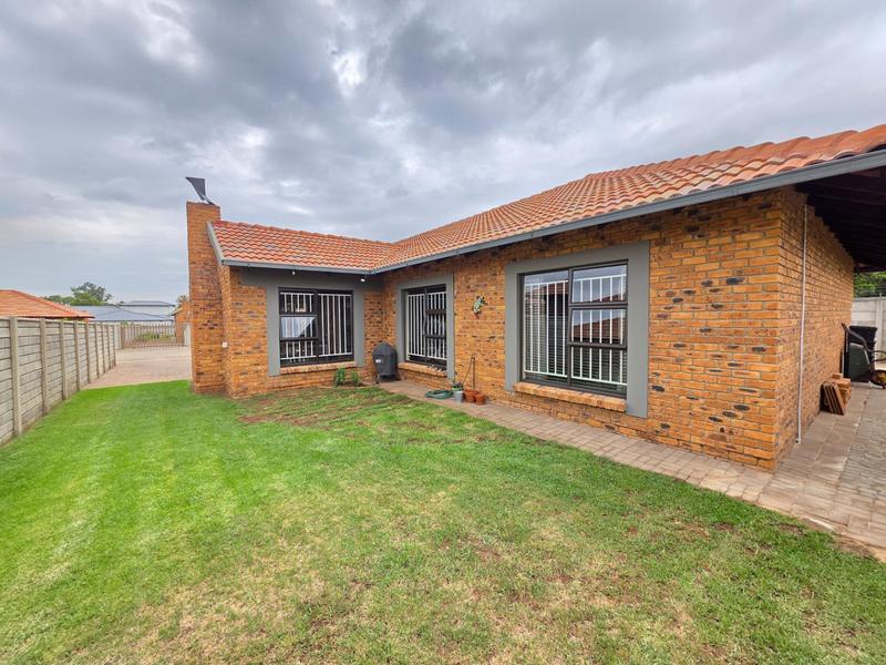 3 Bedroom Property for Sale in Riversdale Gauteng