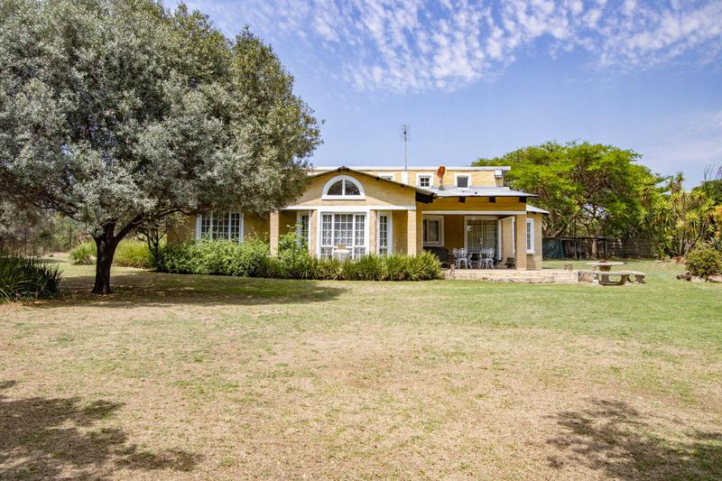 9 Bedroom Property for Sale in Kyalami Ah Gauteng