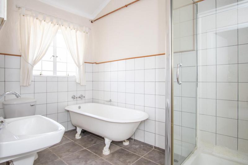 9 Bedroom Property for Sale in Kyalami Ah Gauteng