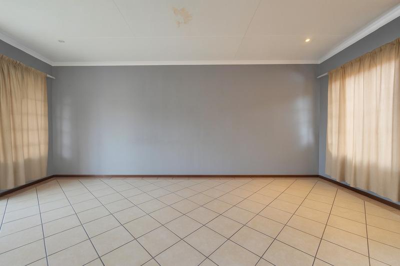 2 Bedroom Property for Sale in Equestria Gauteng