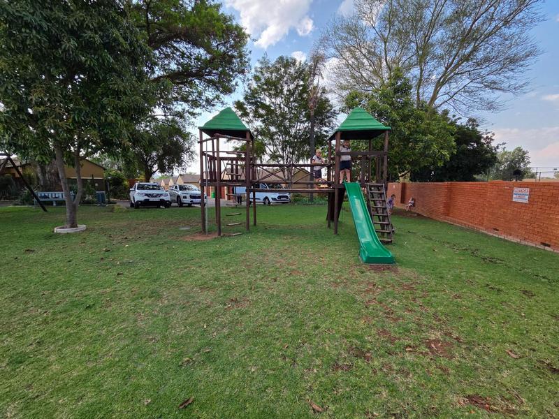 2 Bedroom Property for Sale in Equestria Gauteng