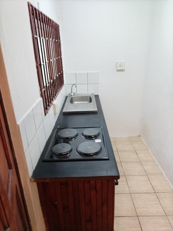 To Let 1 Bedroom Property for Rent in Chartwell Gauteng