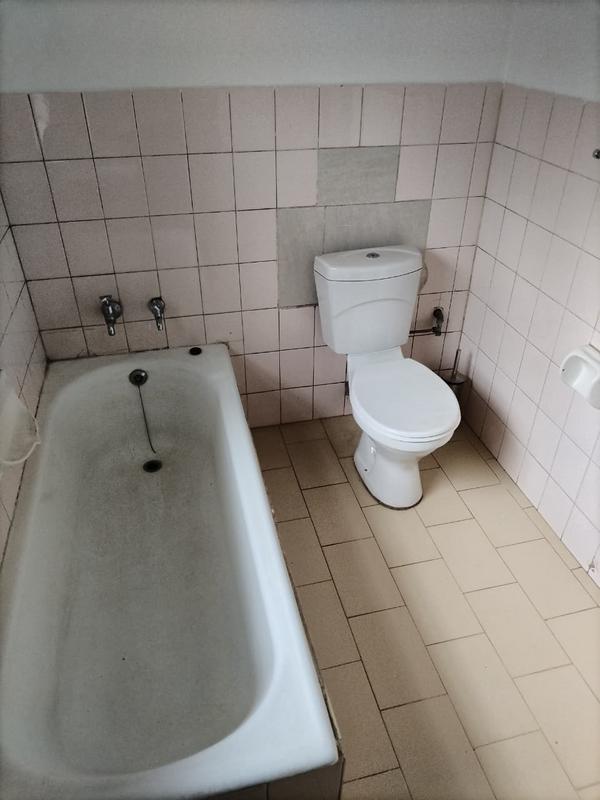 To Let 1 Bedroom Property for Rent in Chartwell Gauteng