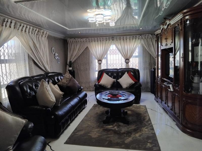 3 Bedroom Property for Sale in Dobsonville Gauteng